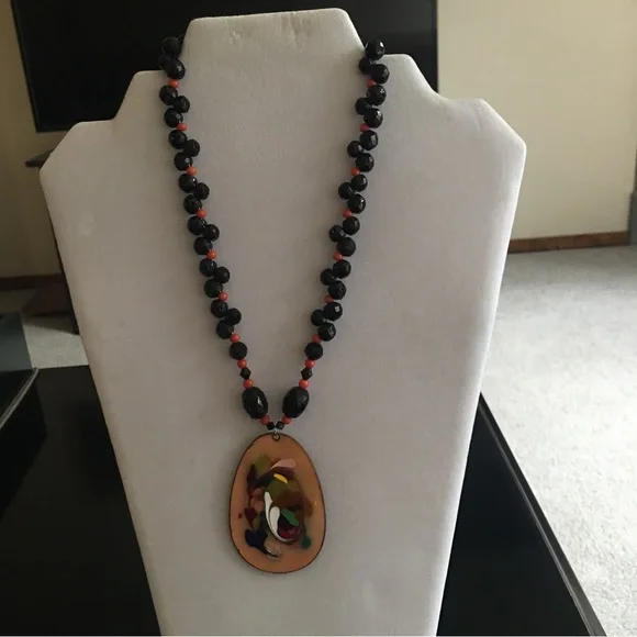 Beaded Necklace With Vintage Reversible Cloisonné Pendant - Picture 2 of 12